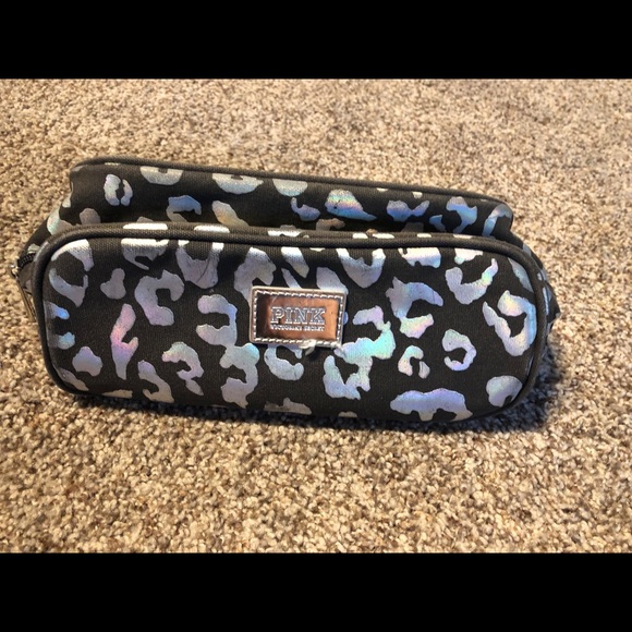 PINK Victoria's Secret Handbags - Victoria’s Secret PINK Makeup Bag Cheetah Print